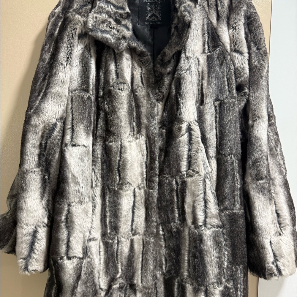 Hilary Radley Faux Fur Teddy Jacket in Black and Gray
